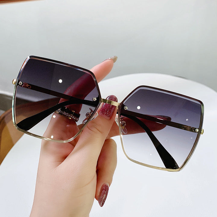 Ladies fashionable square sunglasses with polarized lenses Stornfield