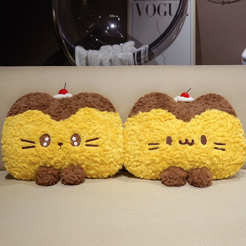 Cuddle set made of plush cat cushion and quilted travel blanket with zipper storage