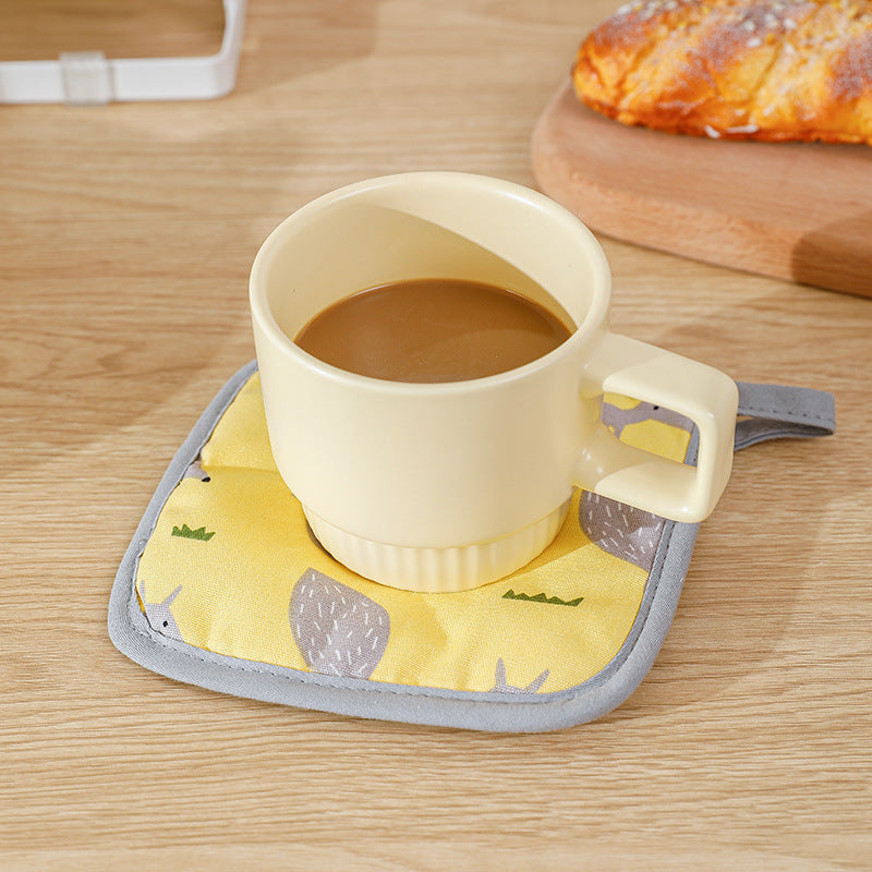 Padded pot holder with heat protection, non-slip cotton surface and hanging loop Stornfield