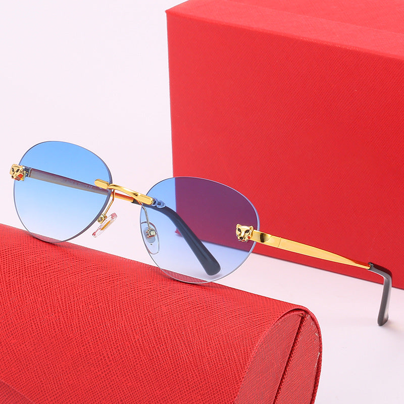 Ladies oval sunglasses with luxurious metallic accents Stornfield