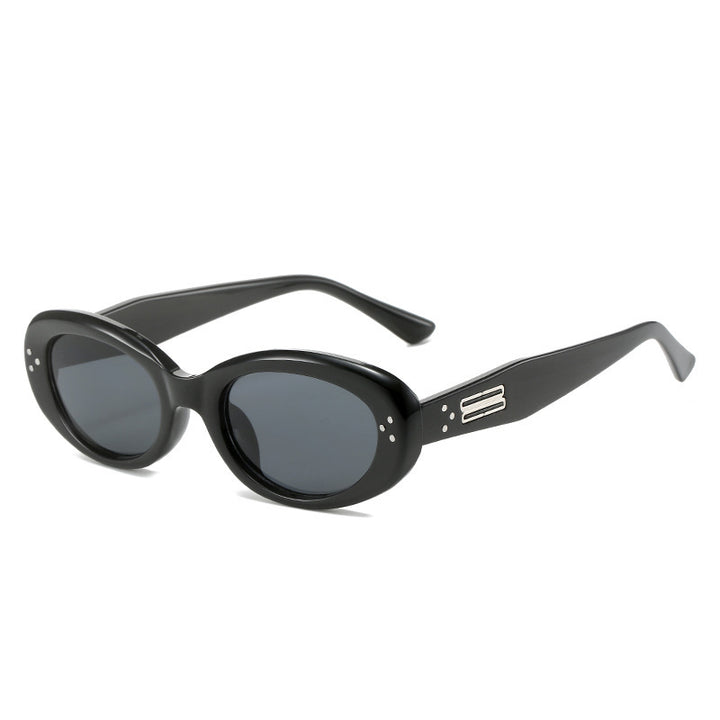 Retro-Inspired Oval Sunglasses Stornfield