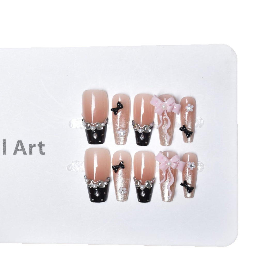 Elegant Decorative Press-On Nail Art Set Stornfield