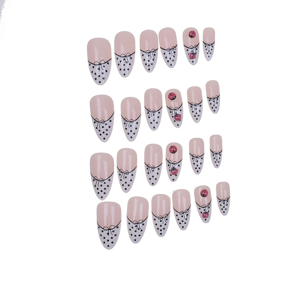 Elegant Artistic Press-On Nail Set Stornfield