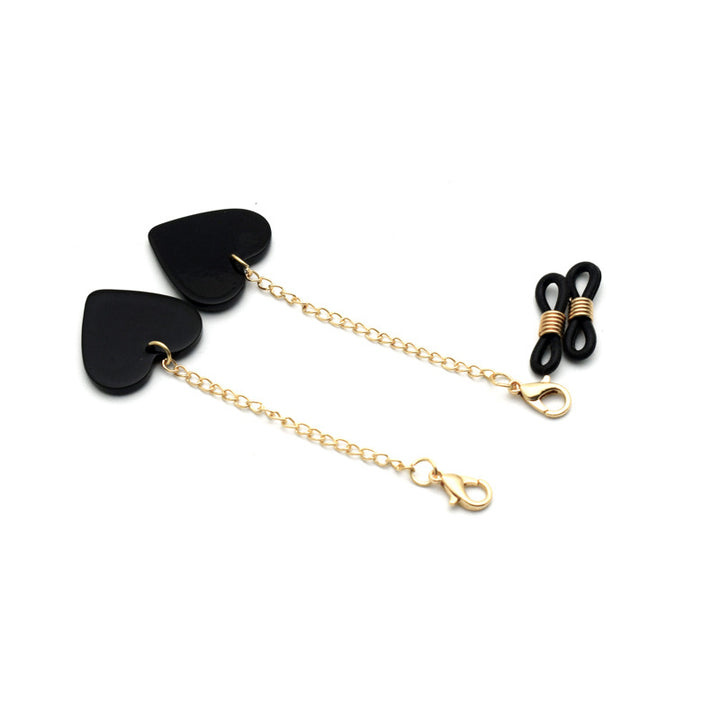 Heart-Shaped Dangle Earrings with Gold Chain Stornfield