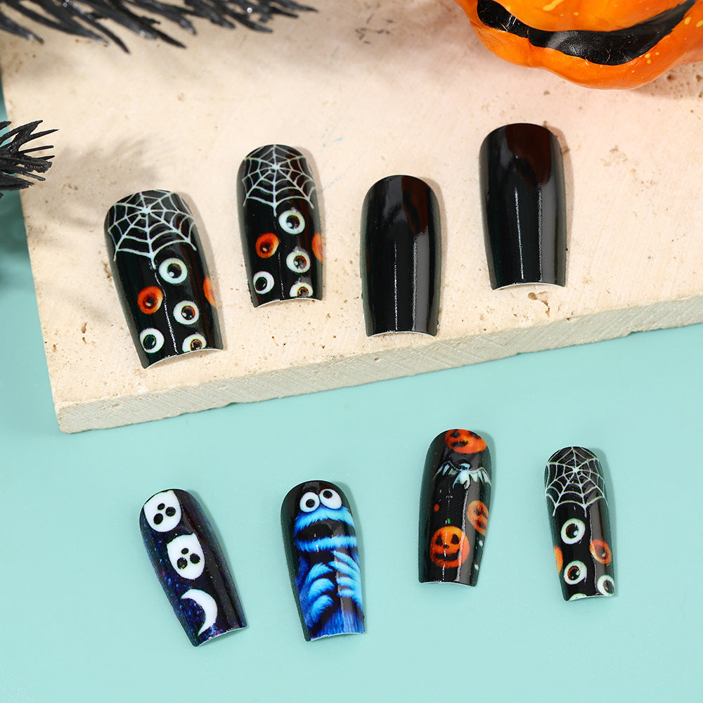Creative Halloween-style art nails Stornfield