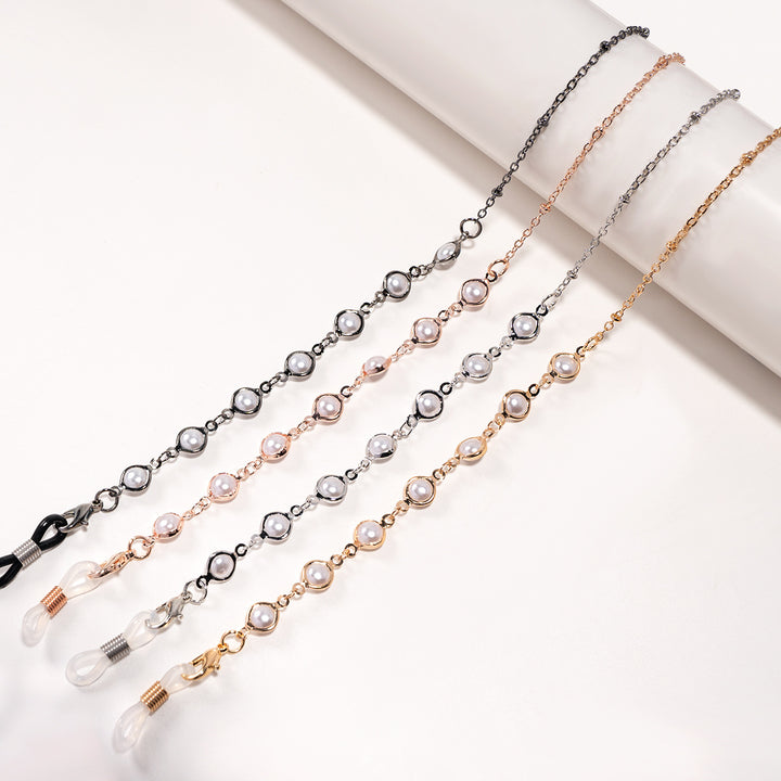 Elegant Pearl Beaded Eyewear Chain Stornfield