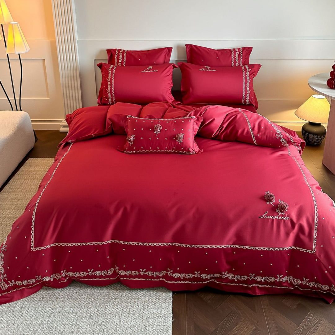 Embroidered duvet cover set made of cotton satin with 3D rose appliqués and decorative border