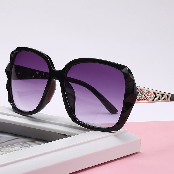 Ladies sunglasses in luxurious glamour style Stornfield