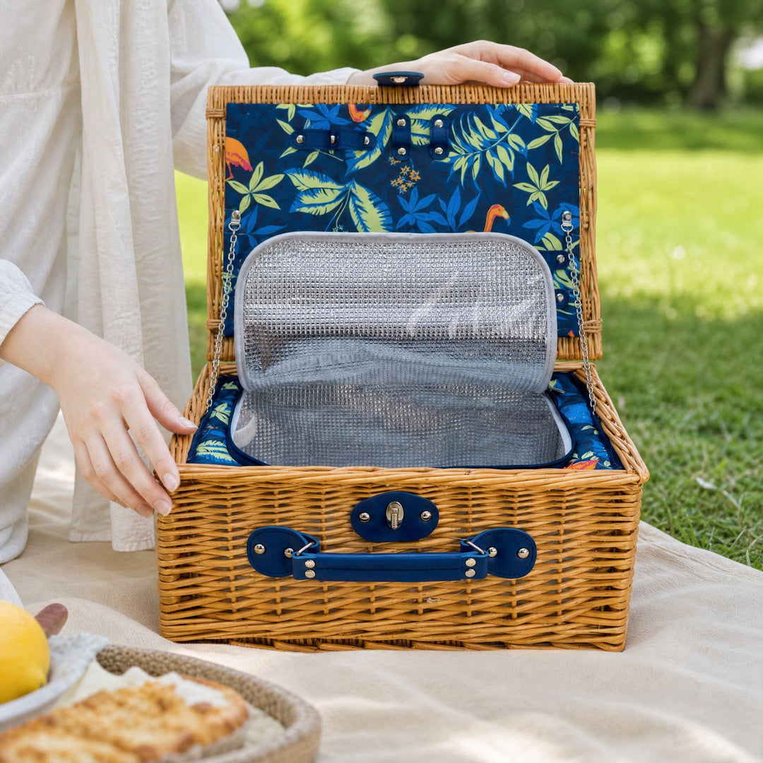 Ladies luxurious picnic basket with integrated crockery set and insulated cooler compartment Stornfield