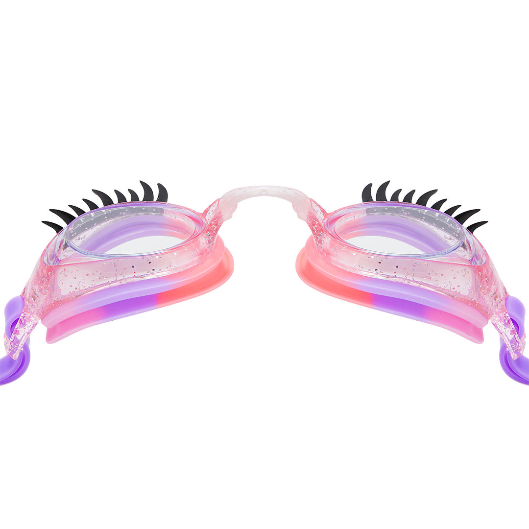 Swimming goggles with unique eyelash design Stornfield