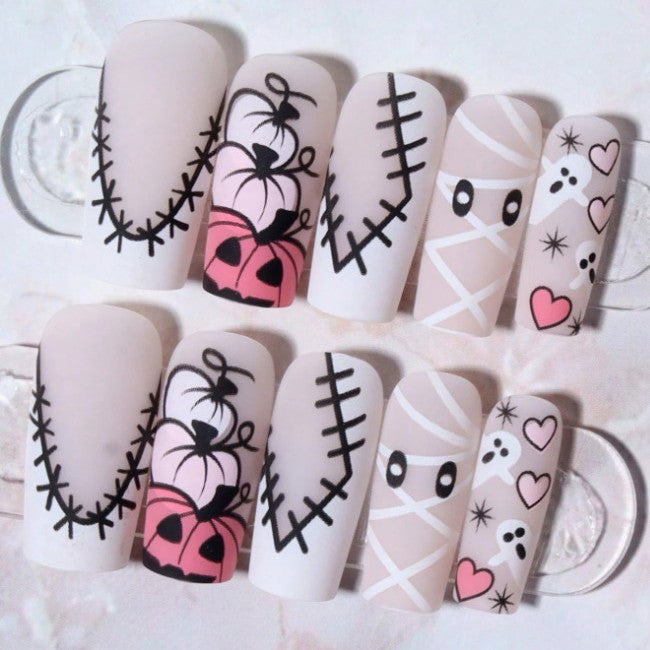 Halloween-Themed Nail Art Design Stornfield