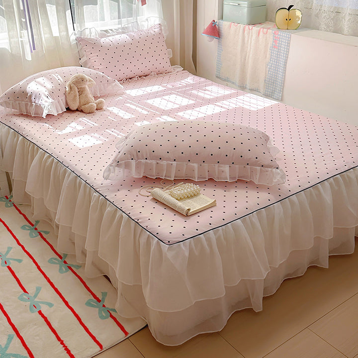 Ruffled Polka Dot Bedspread Set