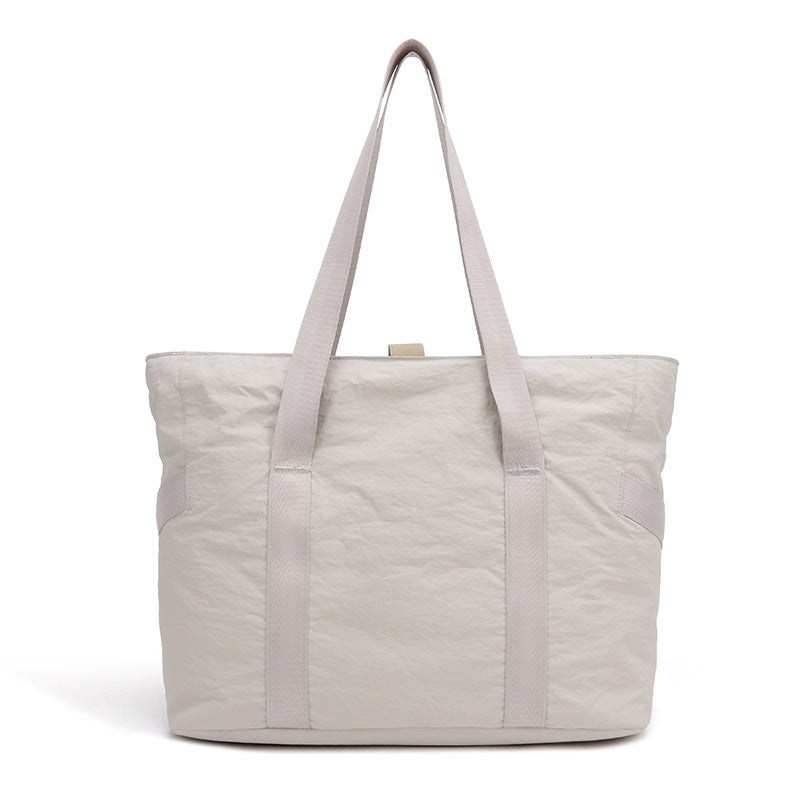 Stylish tote bag with spacious main compartment and reinforced handles Stornfield
