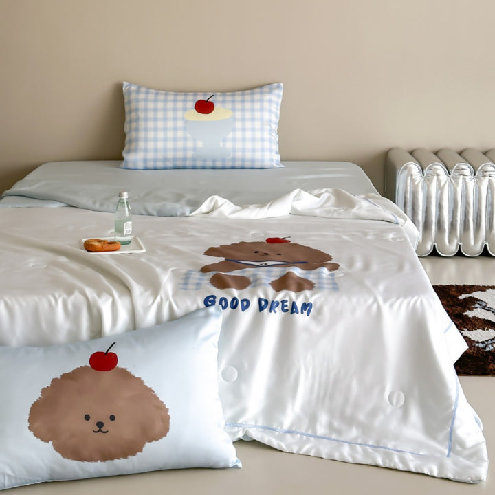Children's bedding set with cute dog print, satin-like cotton blend & reversible pillowcase