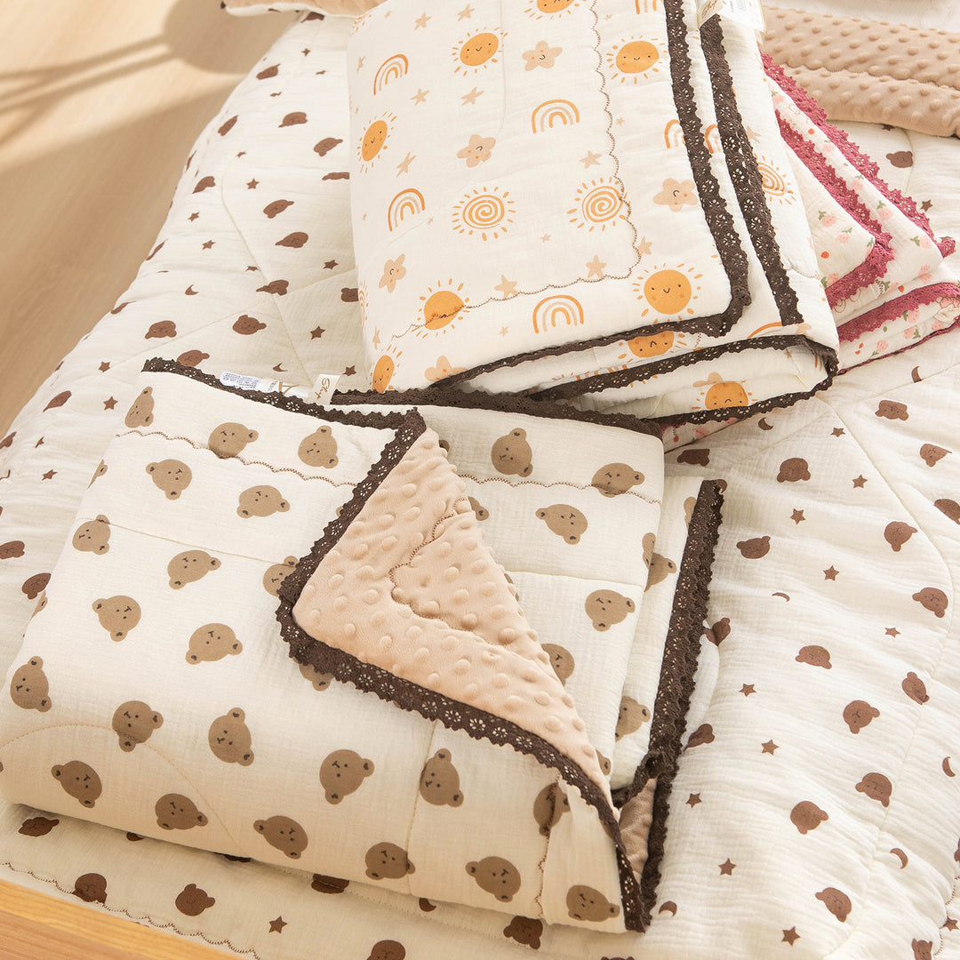 Women’s bedspread with high-quality floral design Stornfield
