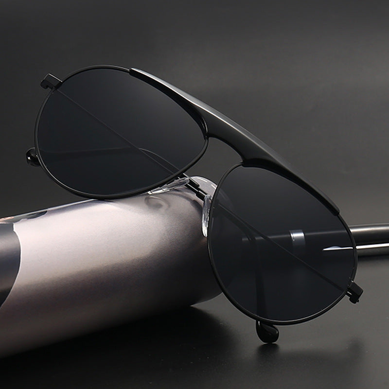 Fashionable Pilot Sunglasses Stornfield