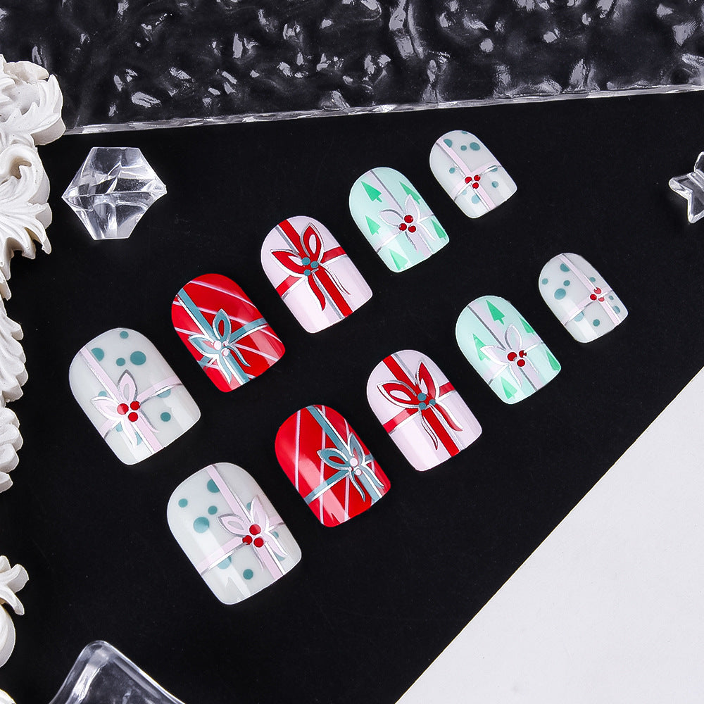 Festive Themed Press-On Nail Art Stornfield