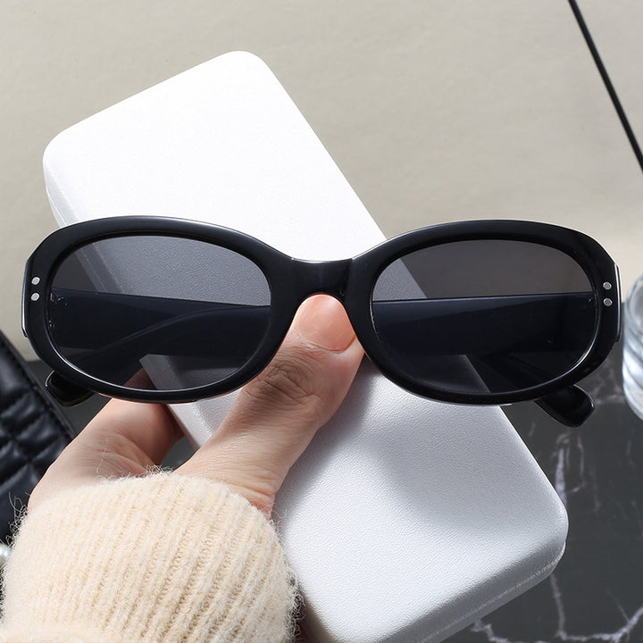 Women's elegant oversized sunglasses with protective UV protection Stornfield