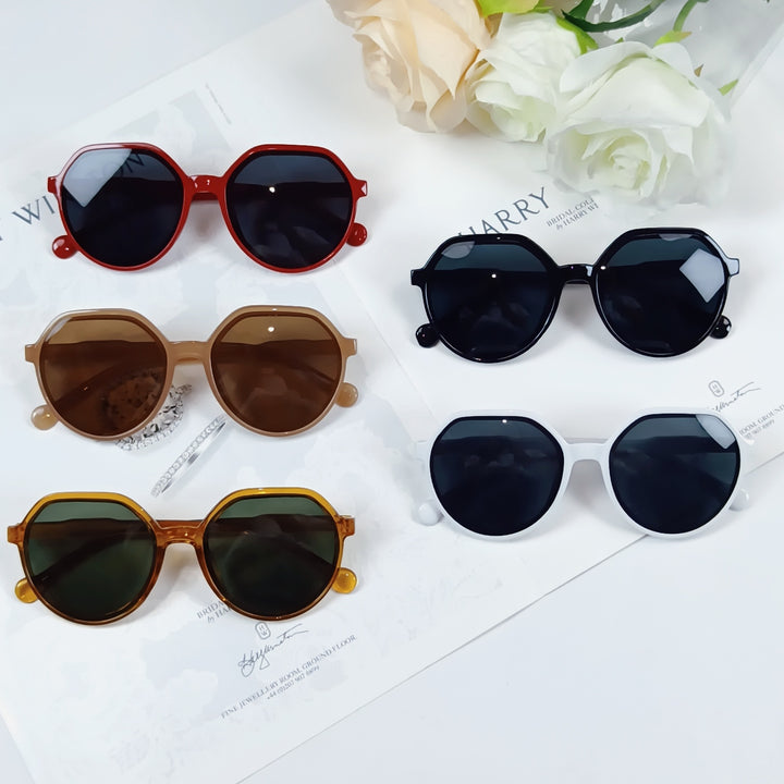 Women’s Geometric Sunglasses with Extravagant Accent Stornfield