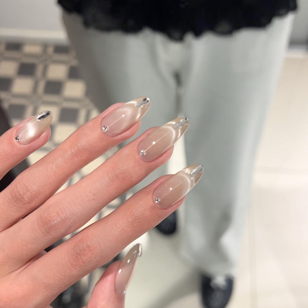 Artificial Nail Set with Elegant French Style Stornfield