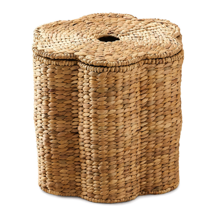 Chair made of braided natural material Stornfield