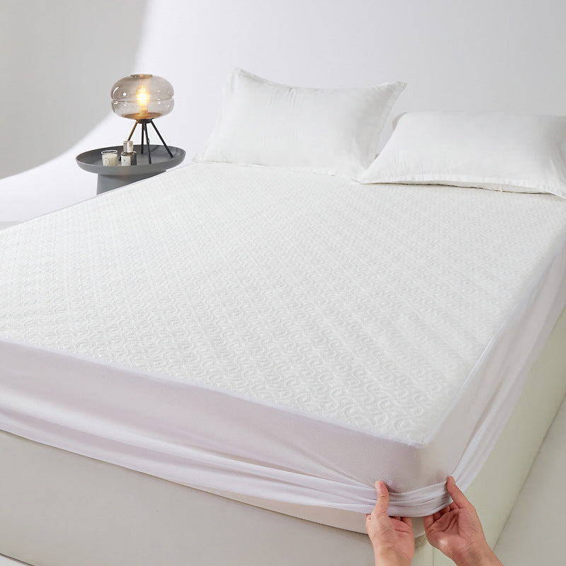 Non-slip tension mattress protector with climate-regulating jacquard surface
