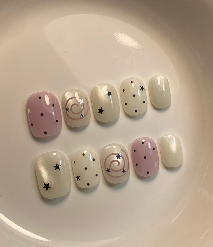Decorative Press-On Nail Art Set with Whimsical Star and Dot Patterns