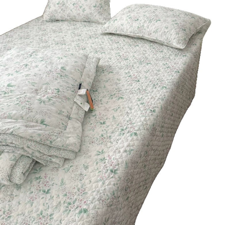 Breathable Cotton Floral Duvet Cover Set with Quilted Lightweight Comforter & Pillow Shams