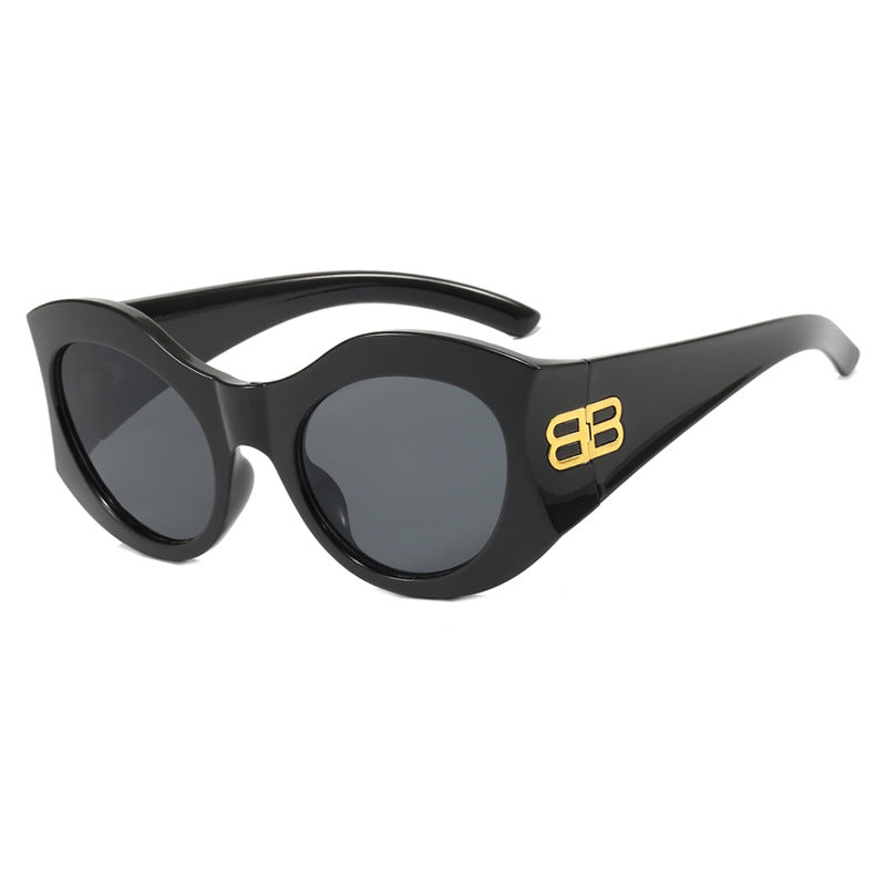 Ladies stylish Cat-Eye sunglasses with high-gloss design and protective lenses Stornfield