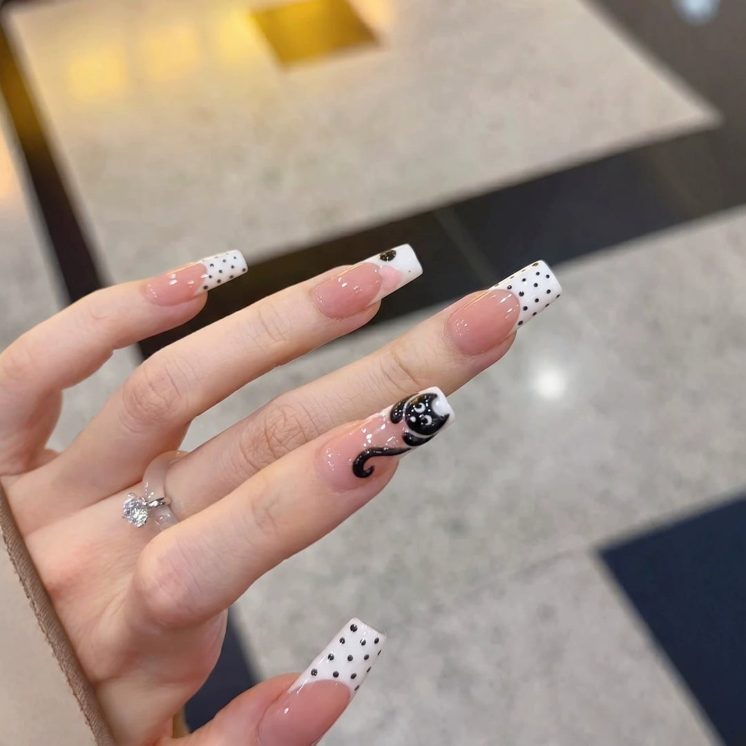 Cat-Themed Nail Art Set Stornfield
