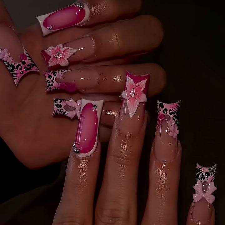 Floral Elegant Press-On Nail Extensions Stornfield