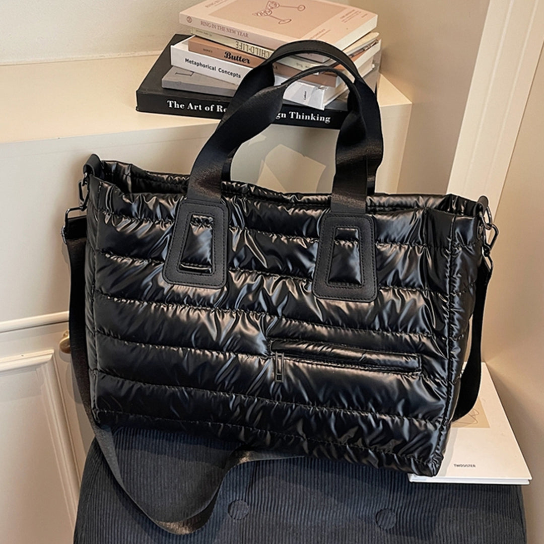 Leisure bag with padded interior and removable shoulder strap Stornfield