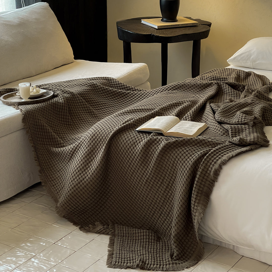 Waffle Weave Lightweight Throw Blanket with Fringe