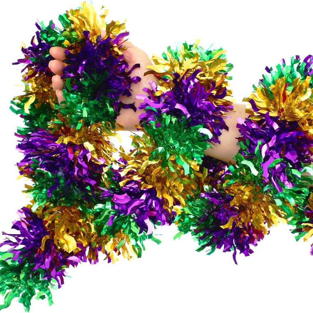 Heart-Shaped Decorative Garland Stornfield