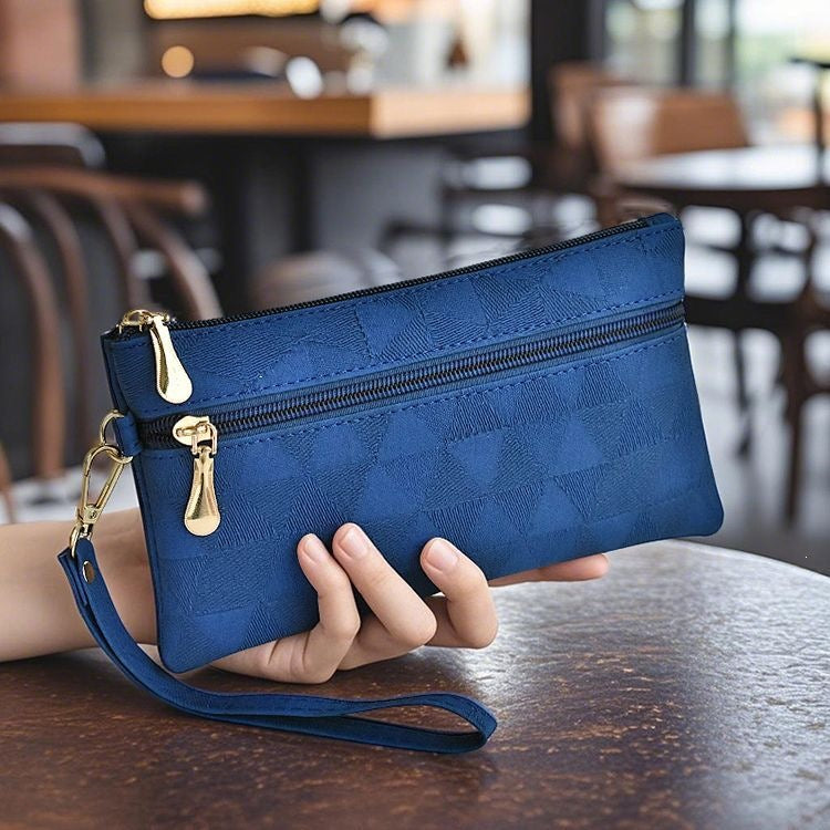 Elegant Clutch With Practical Zipper Stornfield