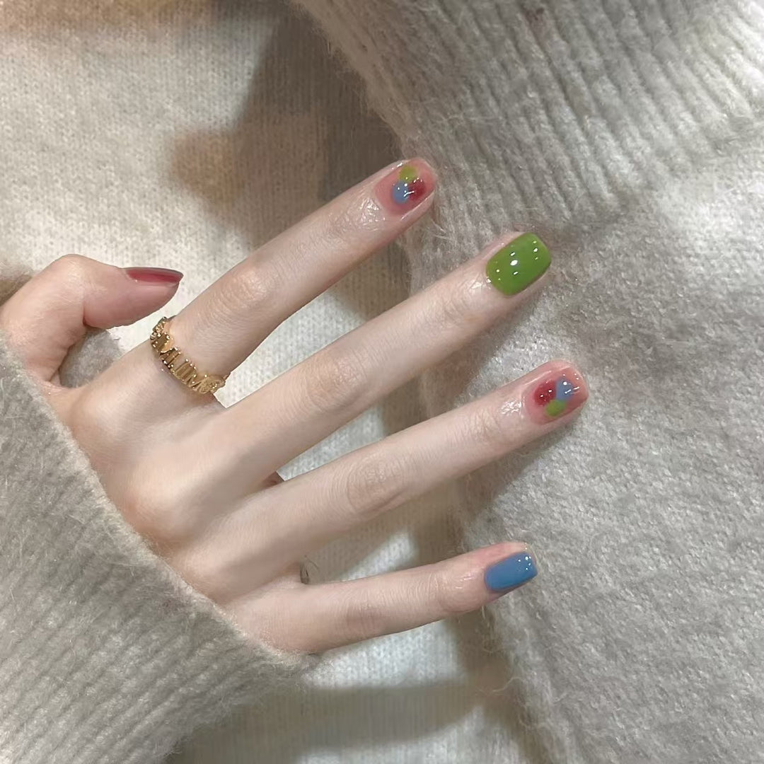 Artistic Floral Nail Art Extensions