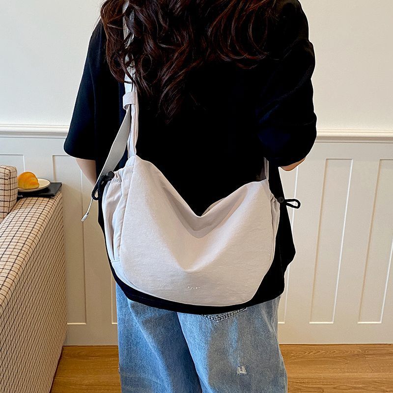 Relaxed Sling Bag Stornfield