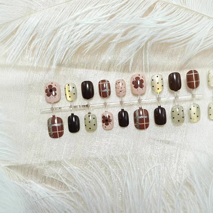 Creative Nail Art Set with Modern Designs Stornfield