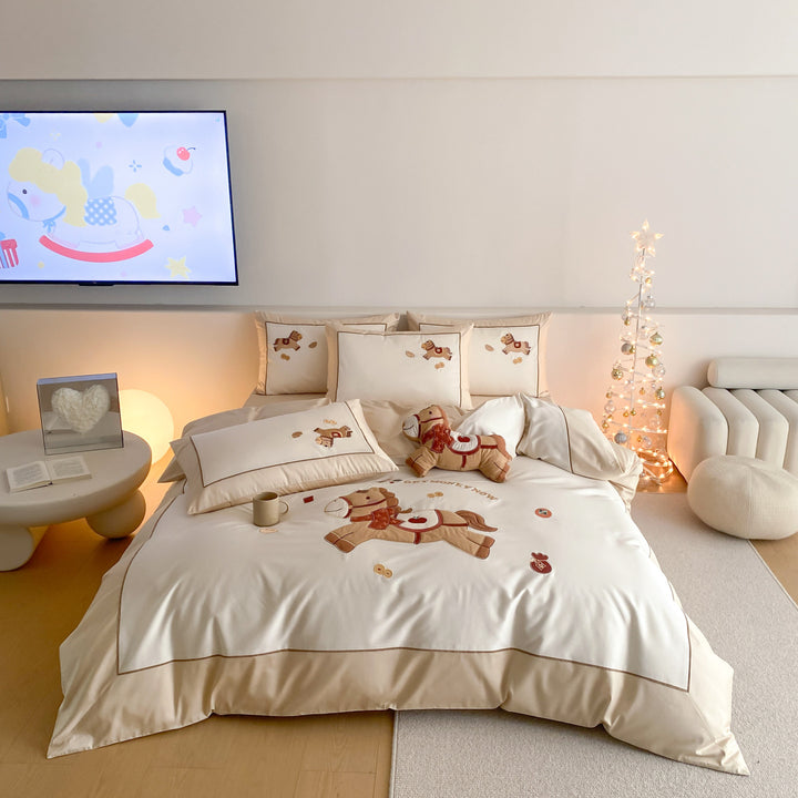 Horse Motif Cotton Sateen Duvet Cover Set with Embroidered Appliqué Pillow Shams
