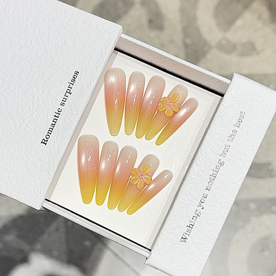 Elegant Artificial Nails with Romantic Ombre Effect Stornfield