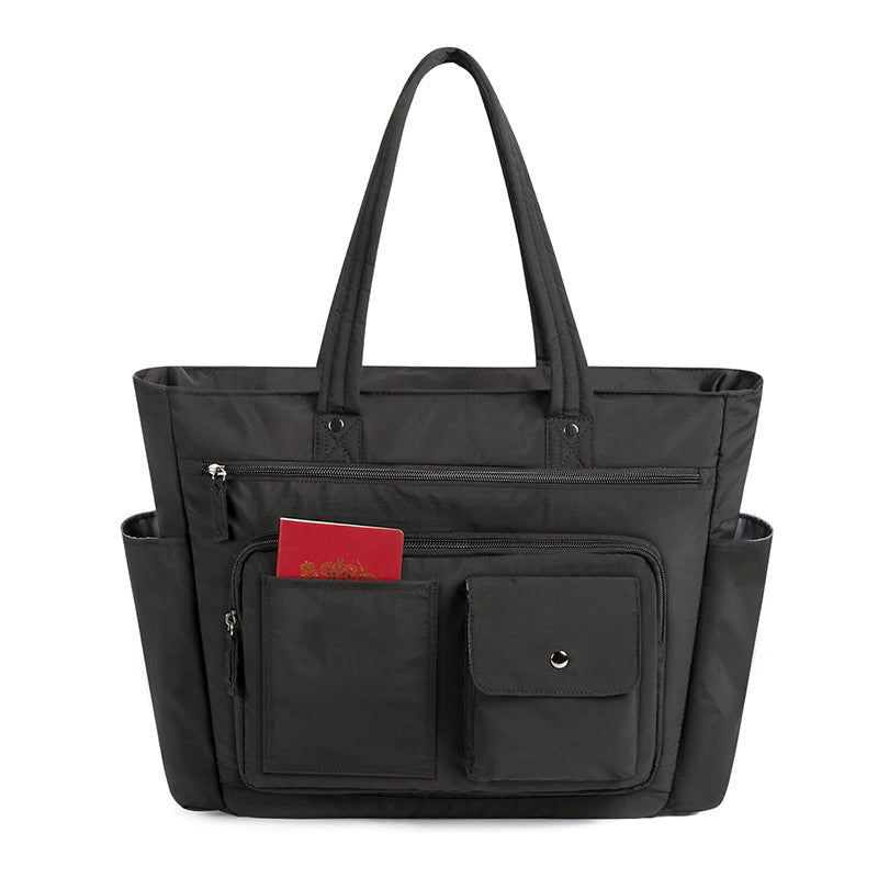 Multifunctional travel bag with practical compartments Stornfield