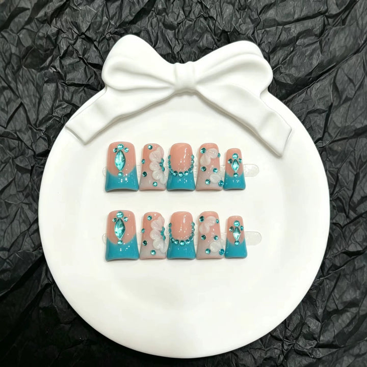 Decorative Press-On Nail Art Set with Floral and Gem Accents  1791774497