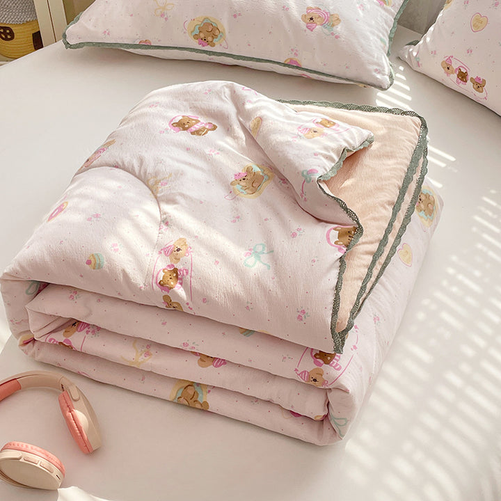 Ladies comfort duvet with delicate floral pattern and high-quality filling Stornfield