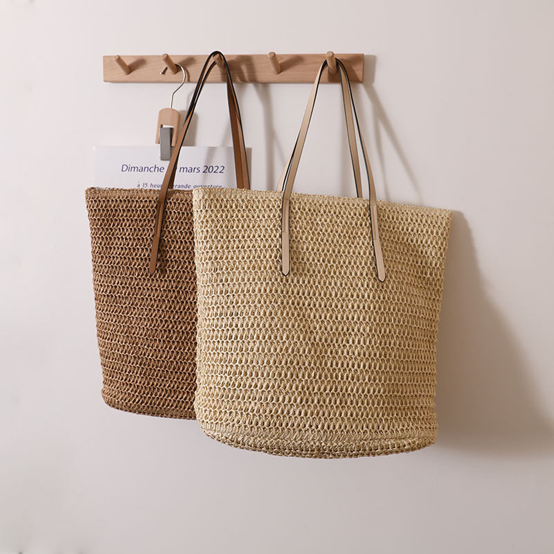 Braided shopping bag with elegant leather handles Stornfield