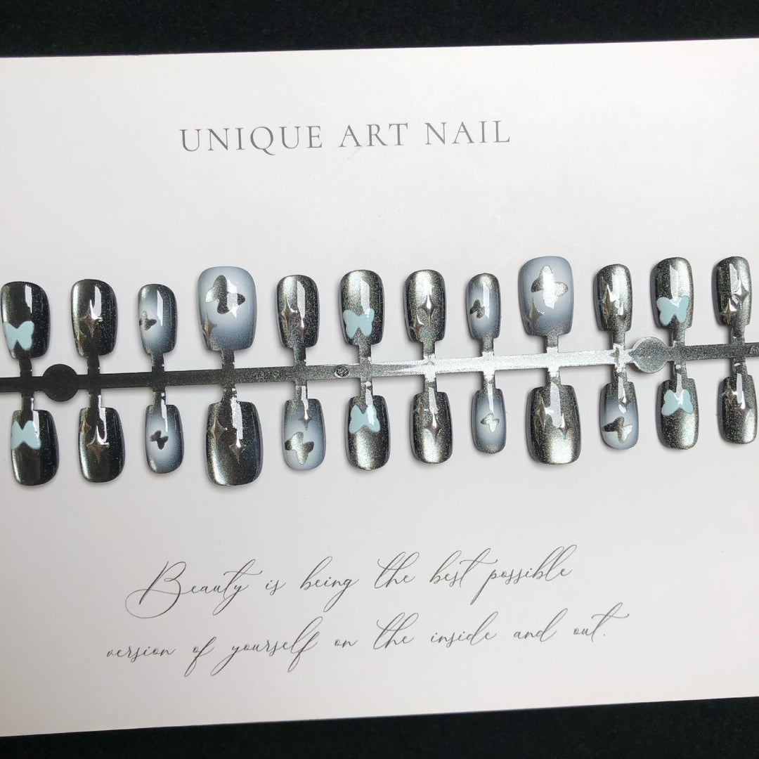 Artistic Butterfly-Design Press-On Nail Set