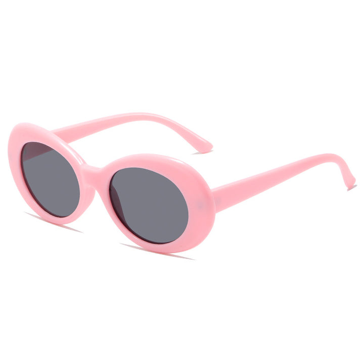 Ladies retro-inspired sunglasses with an elegant, oval frame Stornfield