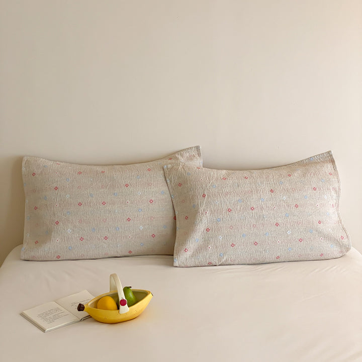Quilted Cotton Pillowcase Pair with Embroidered Lamb Motif and Soft Crinkle Texture