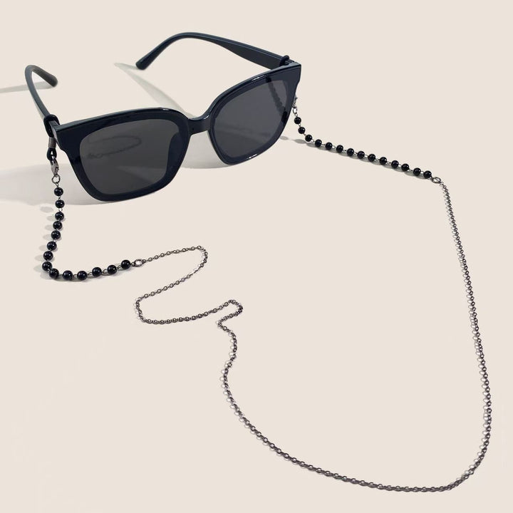Elegant Beaded Eyewear Chain Stornfield