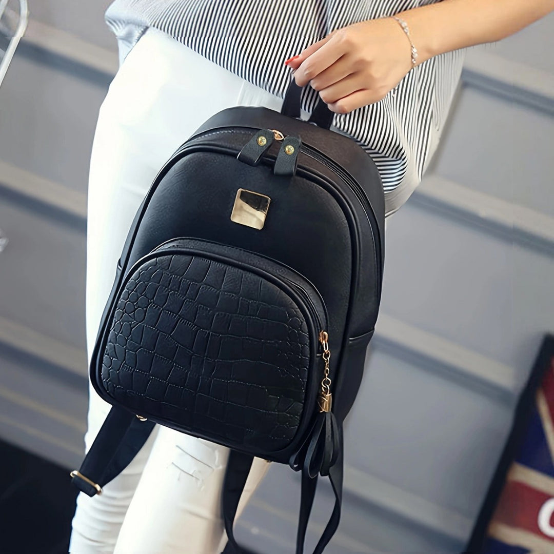 Fashionable backpack with structured material Stornfield