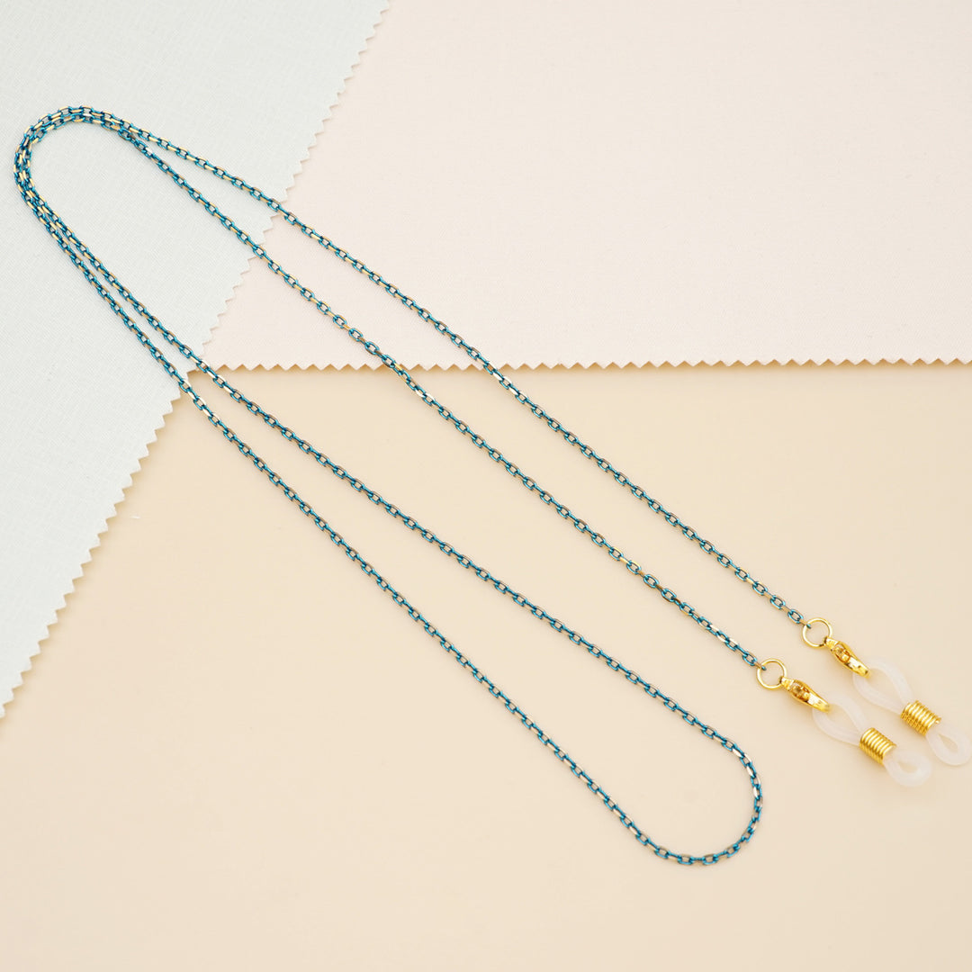 Elegant Link Chain Eyewear Holder Stornfield